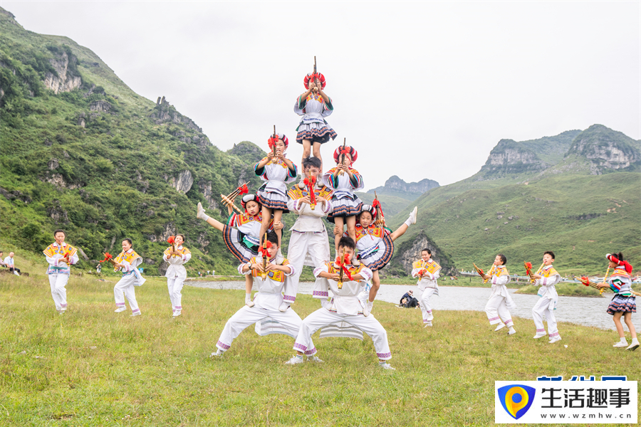 火把點(diǎn)燃夏日激情(圖3)